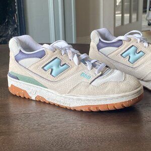 Women's New Balance 550- Size 9